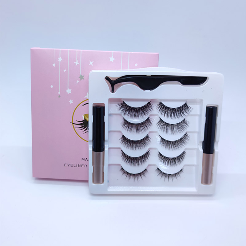 Eyeliner Seti ile Köpüklü Manyetik Kirpik Seti 5 Farklı Makyajdan 5 Çift Kirpikler Görünüyor